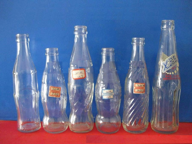 Coca Cola Glass Bottle Carbonated Beverage Bottle Beer Bottle Capped Beverage Bottle